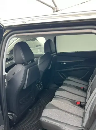 Peugeot 5008 2019 - 21500 EUR, 148372 km - AUTO.MOTO.pt - 148372km - foto 5 de 8