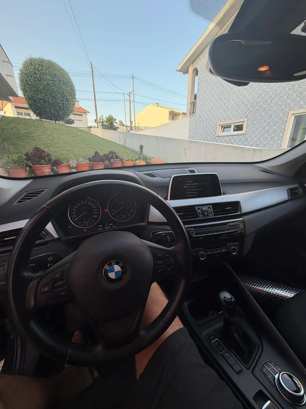 BMW X1 2017 - 17000 EUR, 165000 km - 165000km - foto 6 de 14