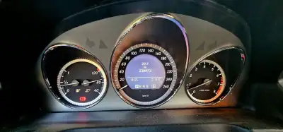 Mercedes-Benz C 230 2009 - 14990 EUR, 214000 km - AUTO.MOTO.pt - 214000km - foto 23 de 26