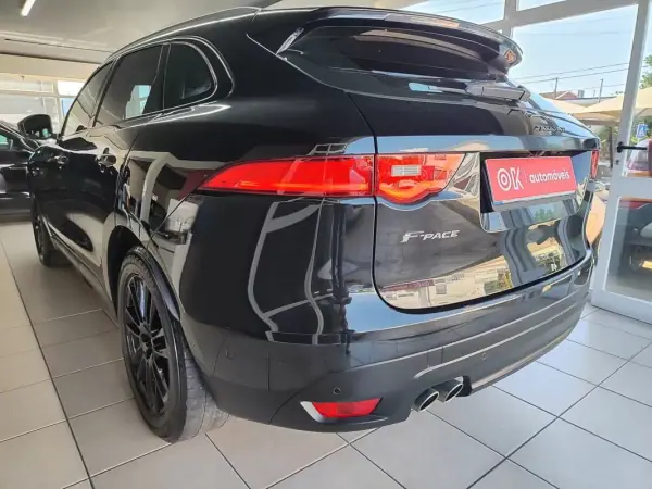 Jaguar F-Pace 2017 - 19750 EUR, 156000 km - AUTO.MOTO.pt - 156000km - foto 9 de 43
