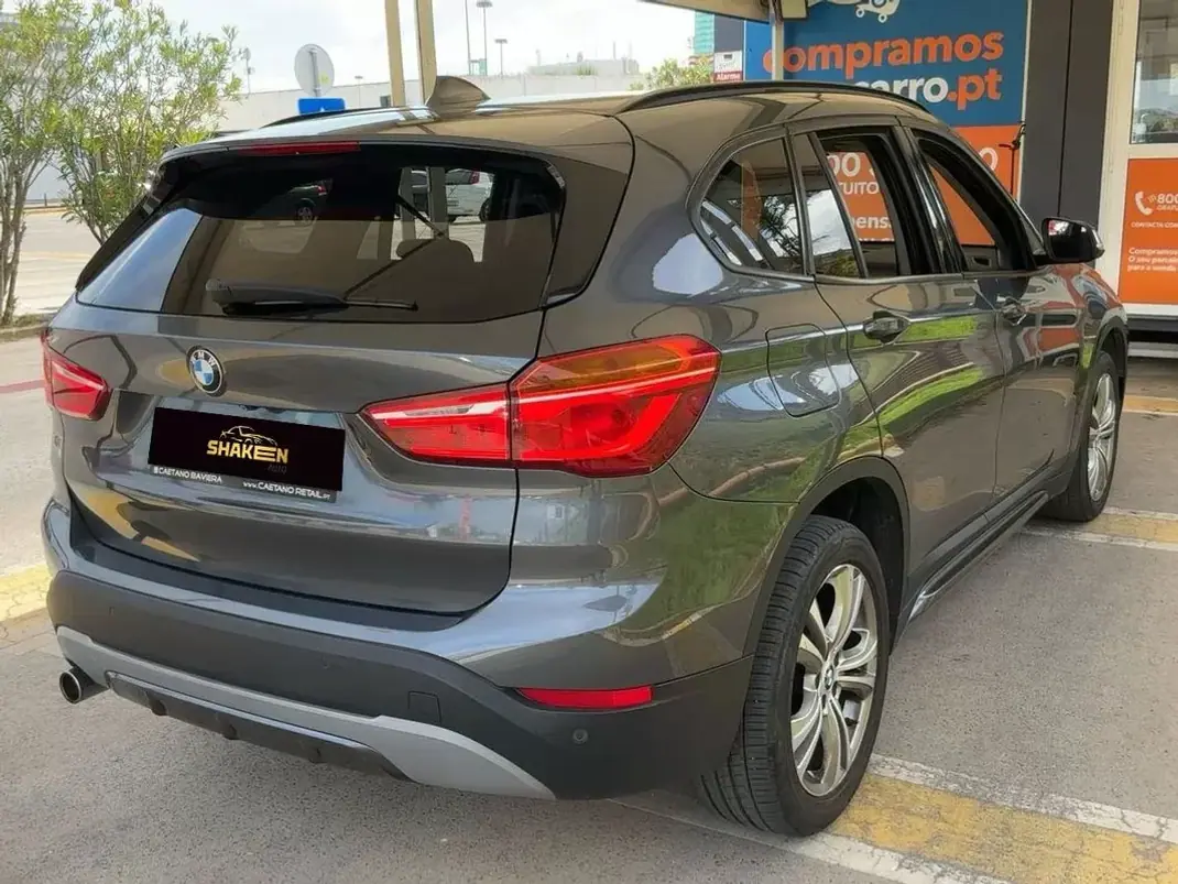 BMW X1 2017 - 18990 EUR, 132432 km - 132432km - foto 5 de 13