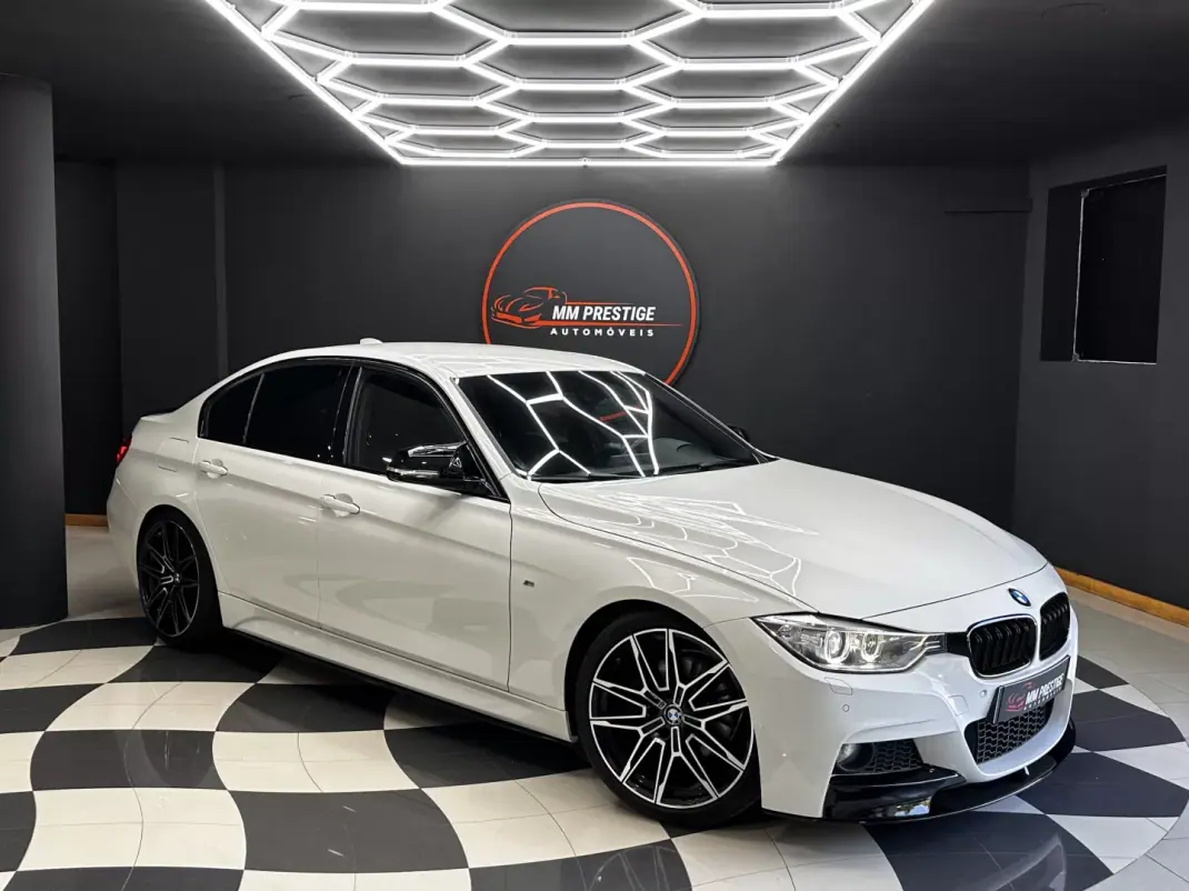 BMW 320 2014 - 18990 EUR, 218000 km - AUTO.MOTO.pt - 218000km - foto 7 de 44