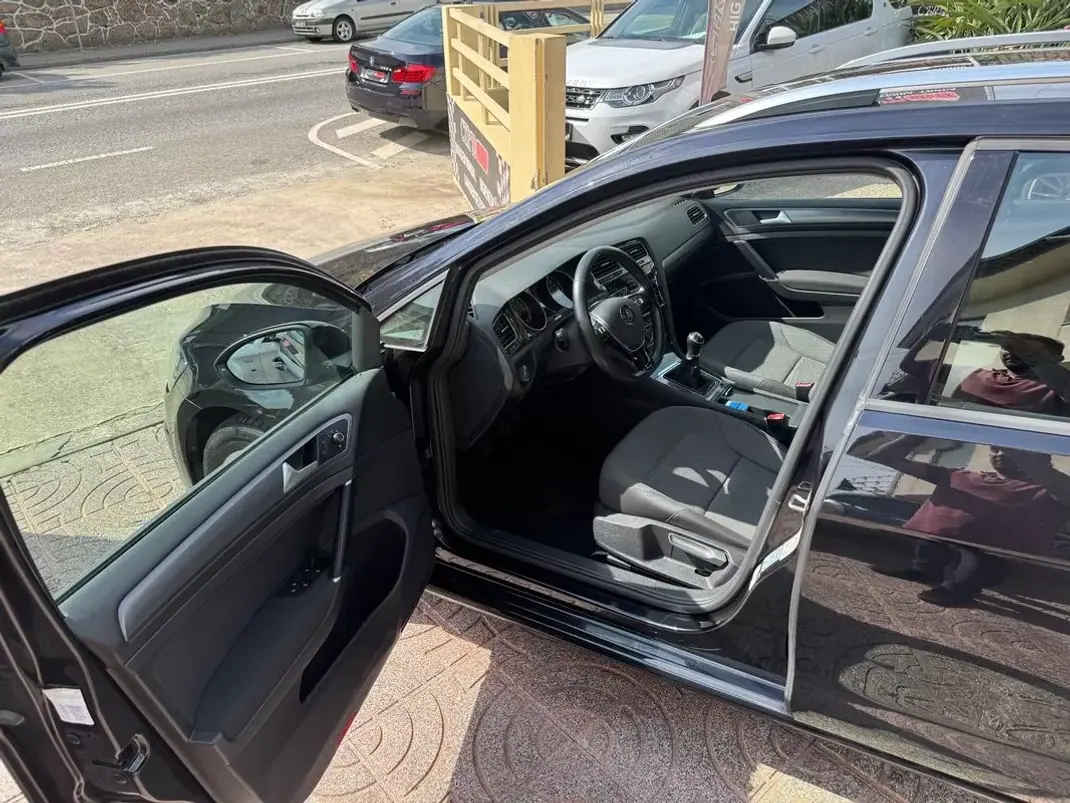 Volkswagen Golf Variant 2020 - 16900 EUR, 122346 km - AUTO.MOTO.pt - 122346km - foto 15 de 34