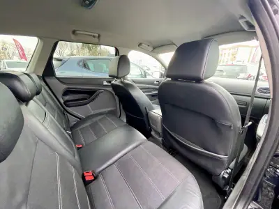Ford Focus SW 2011 - 7750 EUR, 226741 km - AUTO.MOTO.pt - 226741km - foto 21 de 25