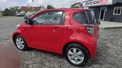 Toyota iQ 2009 - 7750 EUR, 122544 km - AUTO.MOTO.pt - 122544km - foto 8 de 20