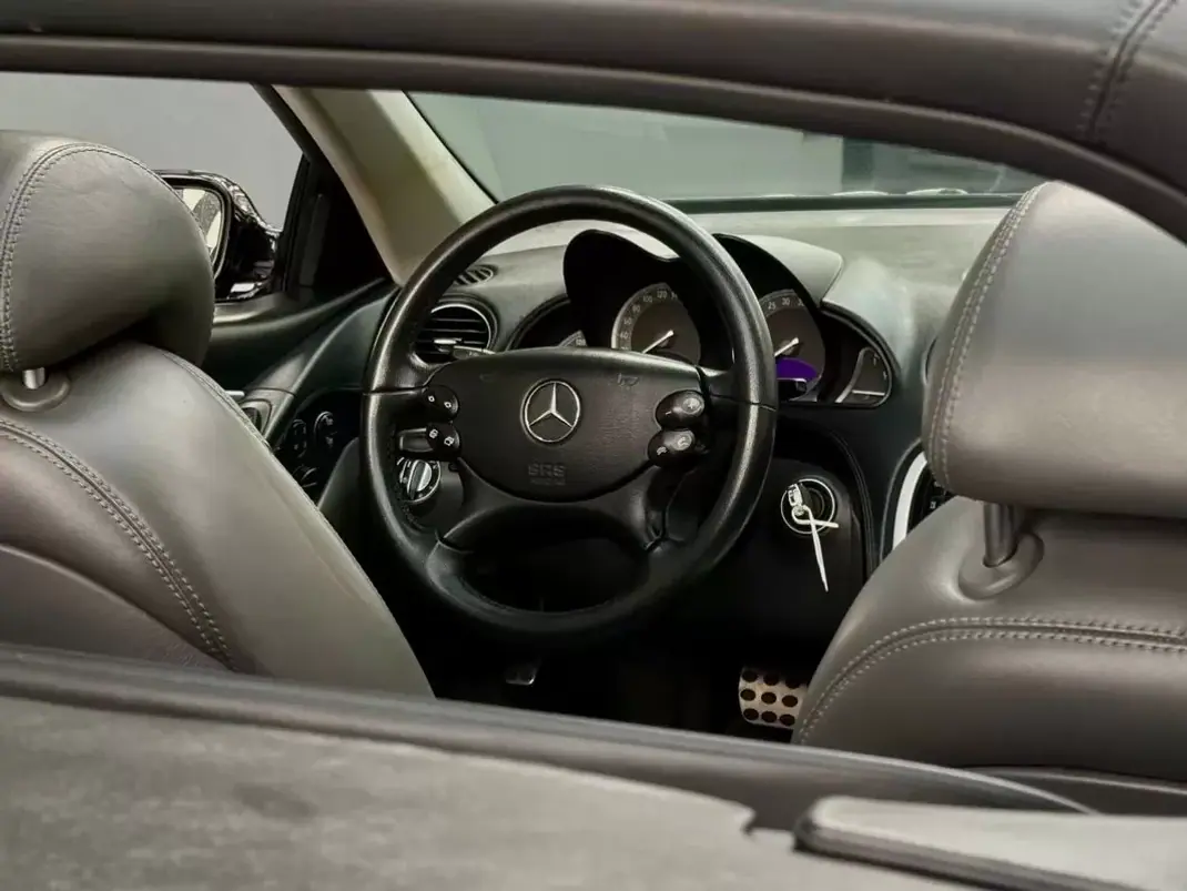 Mercedes-Benz SL 500 2002 - 30950 EUR, 124002 km - AUTO.MOTO.pt - 124002km - foto 18 de 27