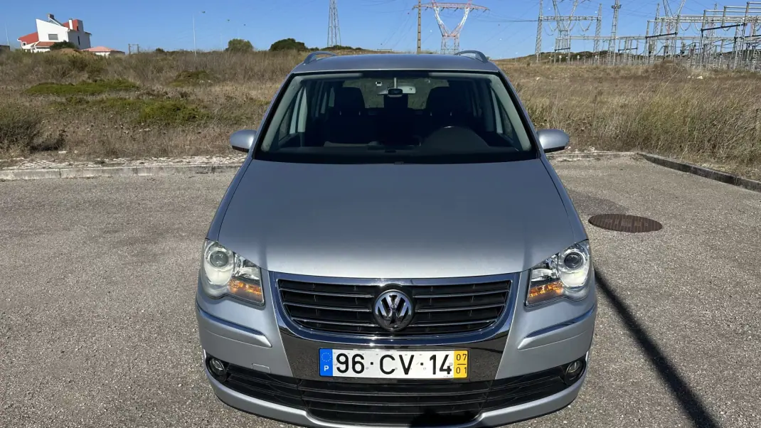 Volkswagen Touran 2007 - 6900 EUR, 315000 km - 315000km - foto 26 de 27