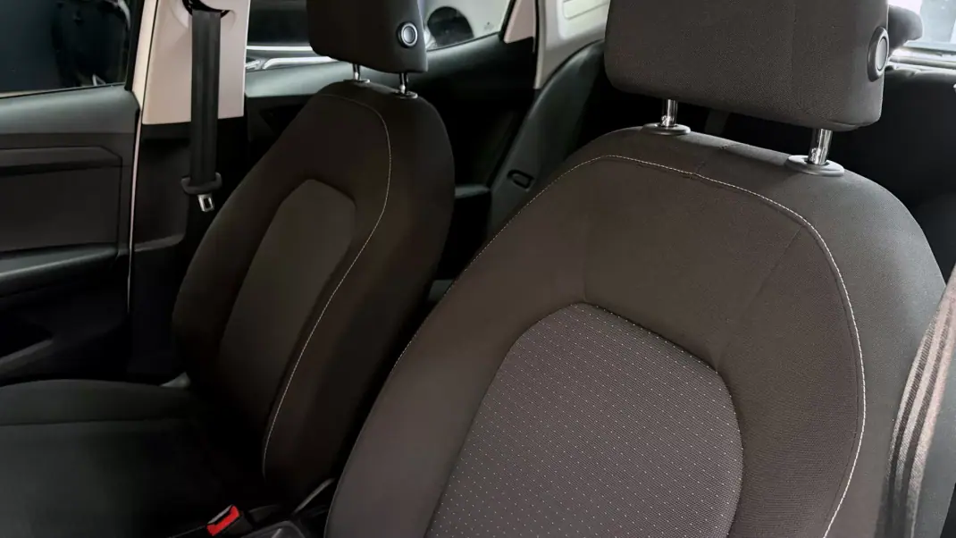 SEAT Ibiza 2023 - 14270 EUR, 50000 km - AUTO.MOTO.pt - 50000km - foto 17 de 38