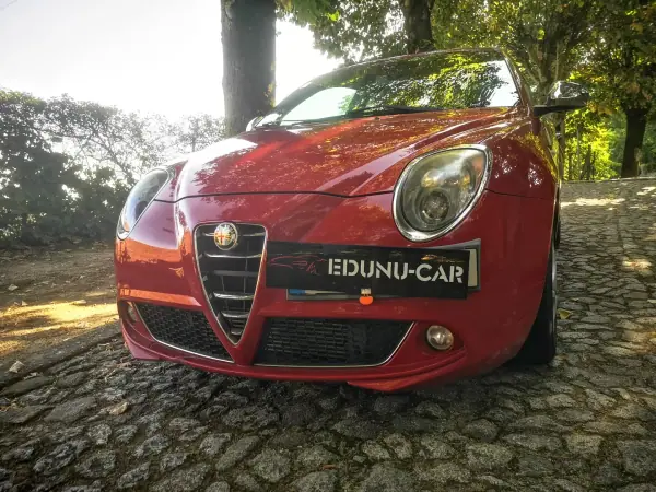 Alfa Romeo MiTo 2015 - 6750 EUR, 140000 km - AUTO.MOTO.pt - 140000km - foto 4 de 20
