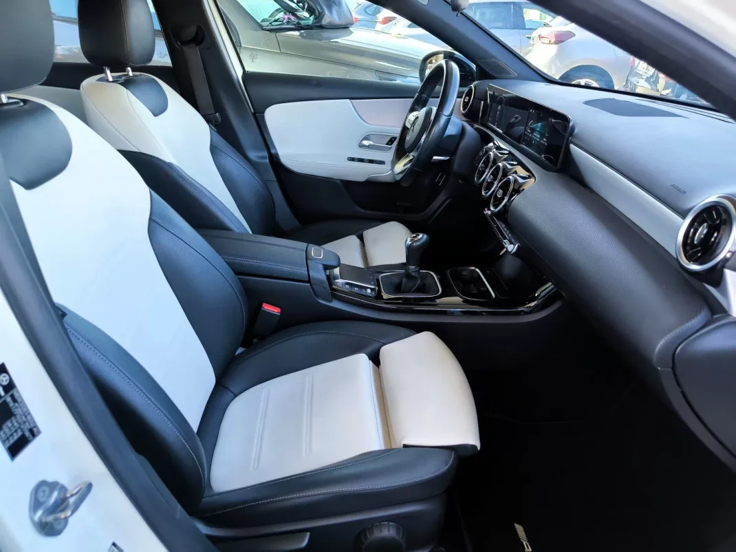 Mercedes-Benz A 180 Limousine 2020 - 25950 EUR, 134000 km - AUTO.MOTO.pt - 134000km - foto 6 de 42