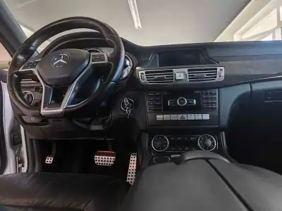 Mercedes-Benz CLS 250 2012 - 19500 EUR, 254000 km - AUTO.MOTO.pt - 254000km - foto 21 de 37