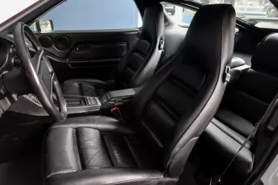 Porsche 928 1988 - 52500 EUR, 62911 km - AUTO.MOTO.pt - 62911km - foto 9 de 16