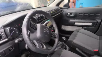 Citroën C3 2018 - 9400 EUR, 102000 km - AUTO.MOTO.pt - 102000km - foto 7 de 14