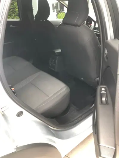 Renault Captur 2023 - 16900 EUR, 51000 km - AUTO.MOTO.pt - 51000km - foto 22 de 31