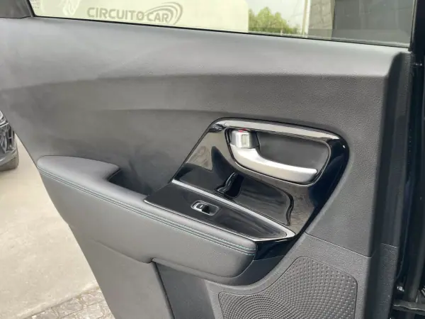 Kia e-Niro 2019 - 21500 EUR, 84859 km - 84859km - foto 33 de 42