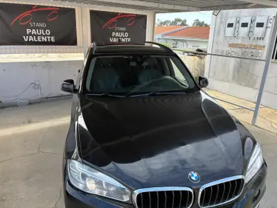 BMW X5 2015 - 22500 EUR, 199000 km - AUTO.MOTO.pt - 199000km - foto 2 de 24