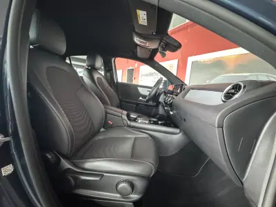 Mercedes-Benz GLA 180 2022 - 35990 EUR, 98845 km - AUTO.MOTO.pt - 98845km - foto 13 de 22