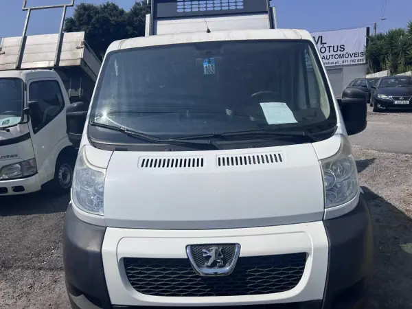 Peugeot Boxer 2013 - 18500 EUR, 96000 km - AUTO.MOTO.pt - 96000km - foto 3 de 14