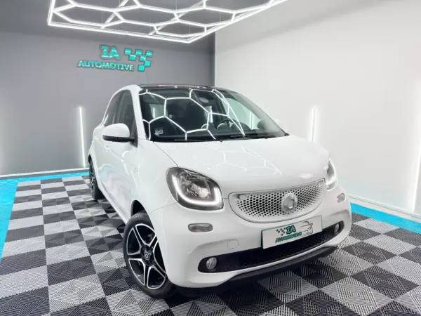 Smart ForFour 2015 - 8250 EUR, 144000 km - AUTO.MOTO.pt - 144000km - foto 4 de 21