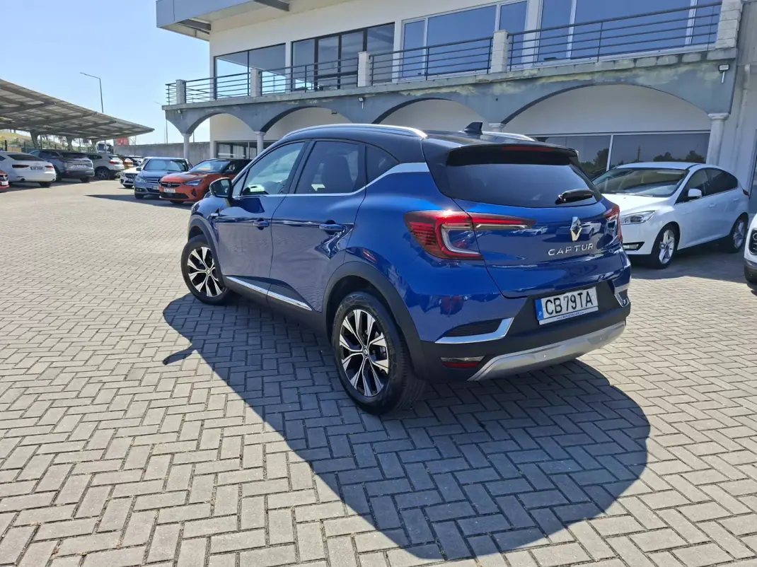 Renault Captur 2022 - 17750 EUR, 60500 km - AUTO.MOTO.pt - 60500km - foto 8 de 29