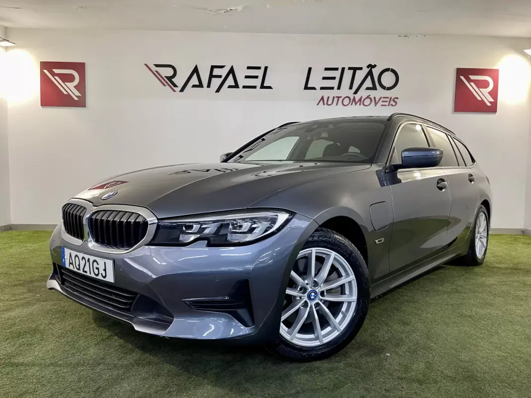 BMW 320 2022 - 28250 EUR, 72000 km - AUTO.MOTO.pt - 72000km - foto 2 de 42