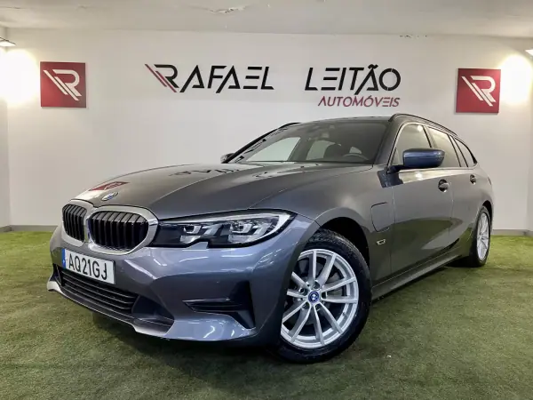 BMW 320 2022 - 28250 EUR, 72000 km - AUTO.MOTO.pt - 72000km - foto 2 de 42