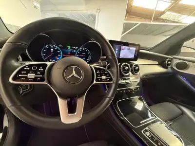 Mercedes-Benz GLC 300 2022 - 49250 EUR, 129000 km - AUTO.MOTO.pt - 129000km - foto 6 de 11