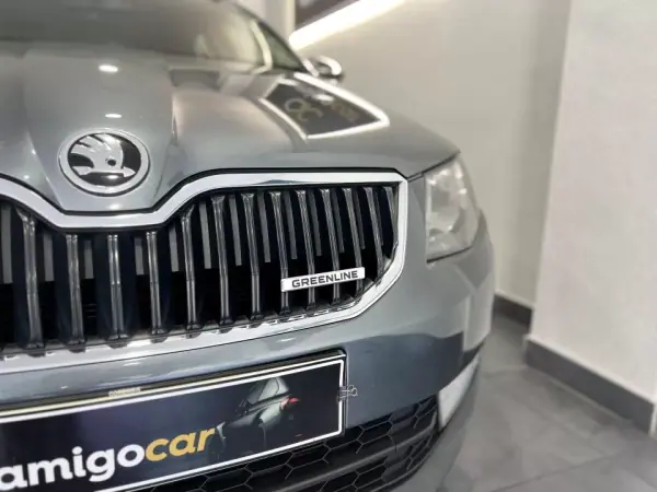 Skoda Octavia Break 2014 - 9950 EUR, 247387 km - AUTO.MOTO.pt - 247387km - foto 7 de 25