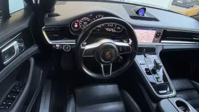Porsche Panamera 2020 - 69900 EUR, 109000 km - AUTO.MOTO.pt - 109000km - foto 9 de 16