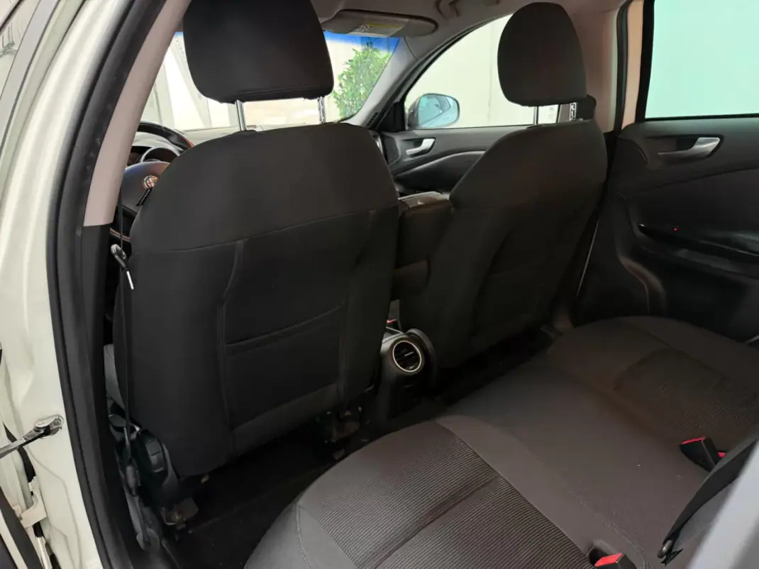 Alfa Romeo Giulietta 2011 - 7240 EUR, 206000 km - 206000km - foto 11 de 22