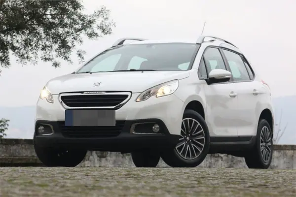 Peugeot 2008 2015