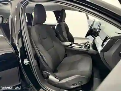 Volvo V60 2021 - 25990 EUR, 82125 km - AUTO.MOTO.pt - 82125km - foto 31 de 51