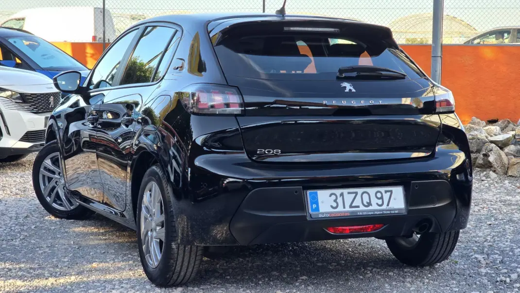 Peugeot 208 2019 - 13950 EUR, 39390 km - AUTO.MOTO.pt - 39390km - foto 5 de 19