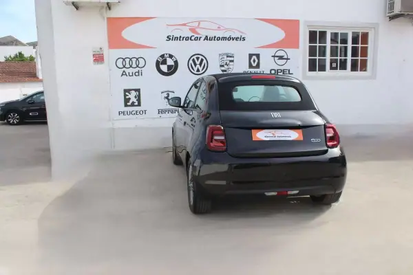 Fiat 500e C 2022 - 19980 EUR, 10413 km - AUTO.MOTO.pt - 10413km - foto 10 de 39
