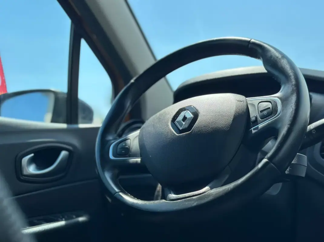 Renault Captur 2019 - 17990 EUR, 55017 km - 55017km - foto 15 de 16