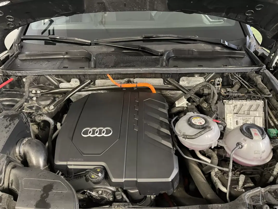 Audi Q5 Sportback 2023 - 44500 EUR, 89000 km - AUTO.MOTO.pt - 89000km - foto 44 de 45