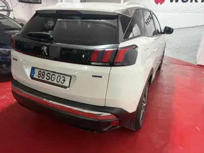 Peugeot 3008 2016 — foto 5 de 42