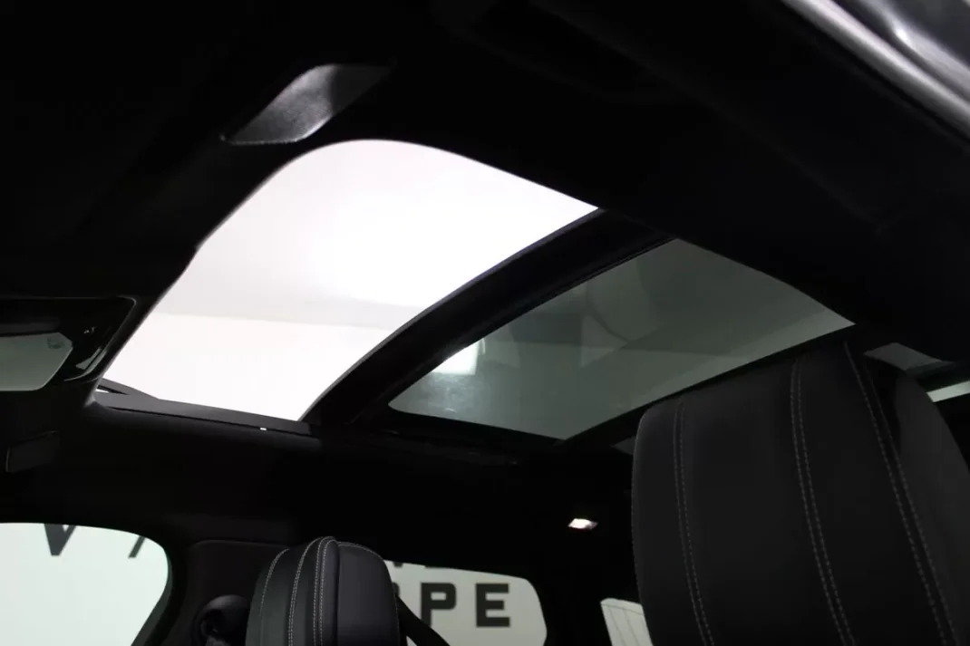 Land Rover Range Rover Velar 2018 - 44900 EUR, 110932 km - AUTO.MOTO.pt - 110932km - foto 6 de 20