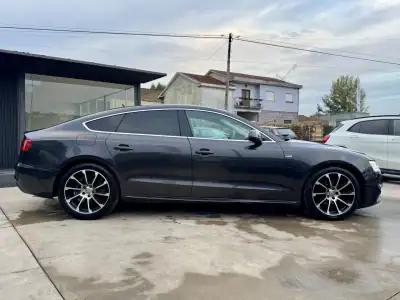 Audi A5 Sportback 2015 - 15750 EUR, 280000 km - AUTO.MOTO.pt - 280000km - foto 21 de 22