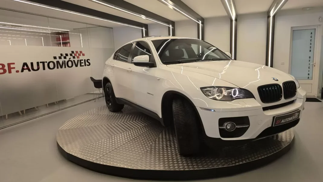 BMW X6 2008 - 25900 EUR, 157944 km - AUTO.MOTO.pt - 157944km - foto 8 de 54