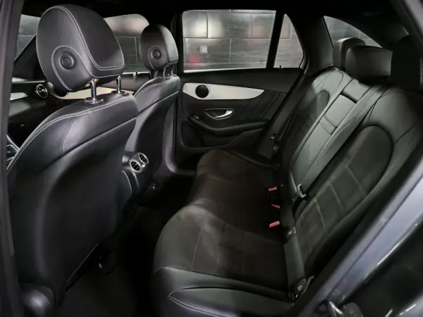 Mercedes-Benz GLC 250 2017 - 31950 EUR, 113000 km - AUTO.MOTO.pt - 113000km - foto 24 de 37