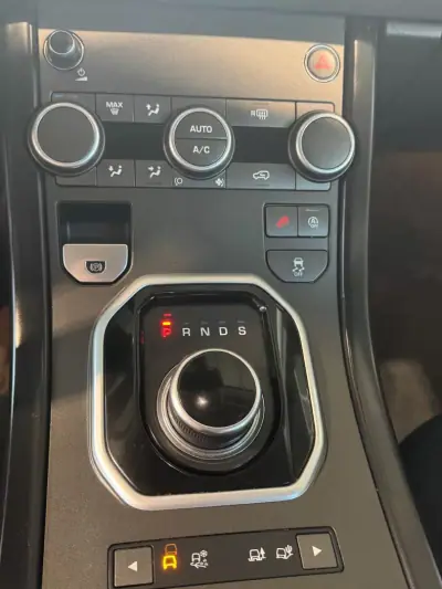Land Rover Range Rover Evoque 2018 - 25990 EUR, 101341 km - AUTO.MOTO.pt - 101341km - foto 16 de 16