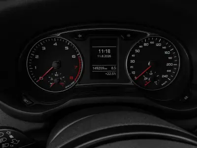 Audi A1 Sportback 2013 - 10900 EUR, 138900 km - 138900km - foto 12 de 24