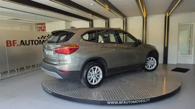 BMW X1 2016 - 22500 EUR, 76896 km - AUTO.MOTO.pt - 76896km - foto 20 de 61