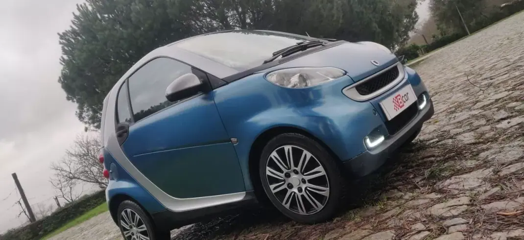 Smart Fortwo Cabrio 2010 - 6990 EUR, 155500 km - AUTO.MOTO.pt - 155500km - foto 1 de 37