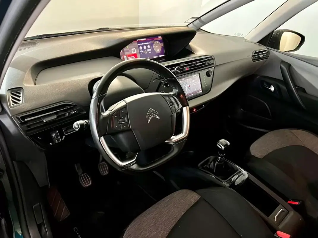 Citroën C4 Spacetourer 2020 - 15900 EUR, 152000 km - AUTO.MOTO.pt - 152000km - foto 3 de 31