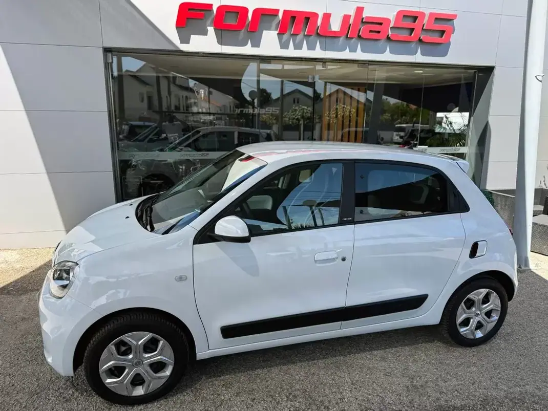 Renault Twingo 2021 - 13900 EUR, 48785 km - AUTO.MOTO.pt - 48785km - foto 8 de 22