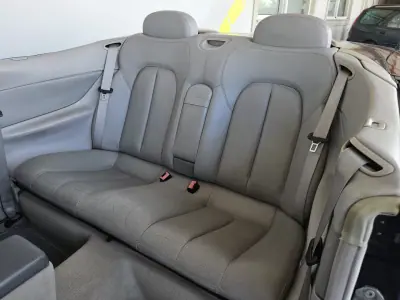 Mercedes-Benz CLK 200 1999 - 6990 EUR, 280000 km - AUTO.MOTO.pt - 280000km - foto 6 de 7