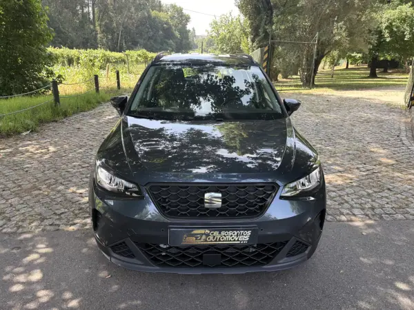 SEAT Arona 2025 - 22000 EUR, 10000 km - AUTO.MOTO.pt - 10000km - foto 21 de 27