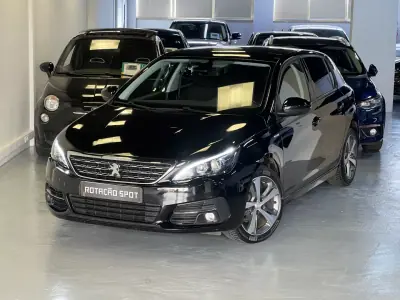 Peugeot 308 2019 - 10990 EUR, 130000 km - 130000km - foto 1 de 38